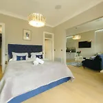 Luxury Redland 1-bed - Free Parking Apartment Bristol