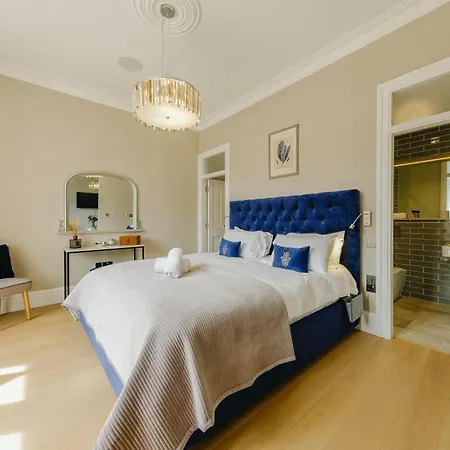 Luxury Redland 1-bed - Free Parking *