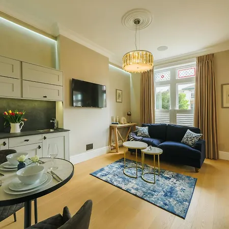 Luxury Redland 1-bed - Free Parking Apartman Bristol
