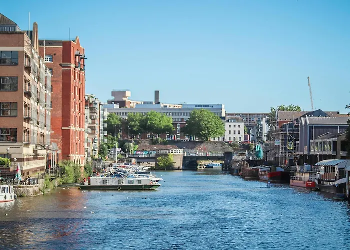 Luxury Redland 1-bed - Free Parking Appartamento *